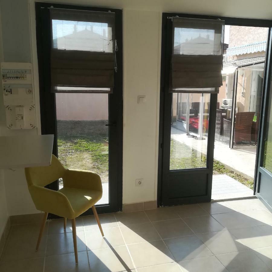 Studio Dependance Maison, 5 Mnt Gare & Tram Venissieux Bagian luar foto